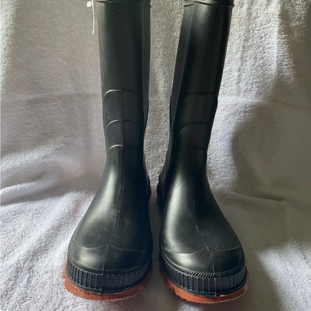 N/A boys black